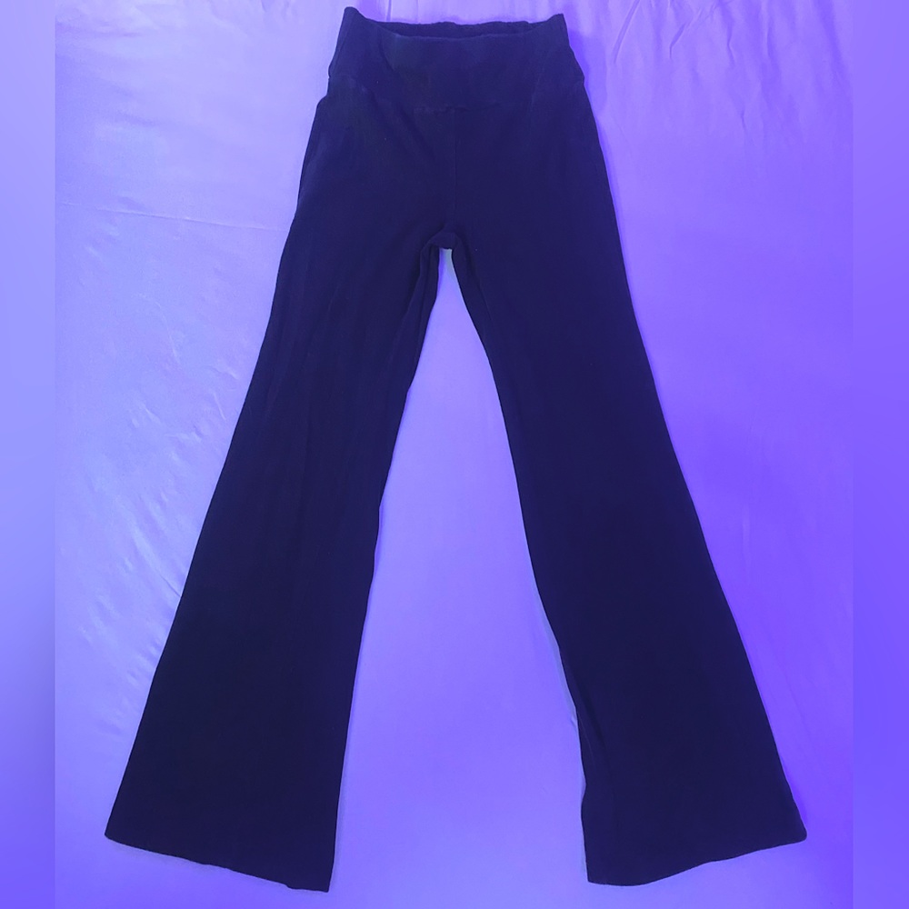 black Shein flare leggings